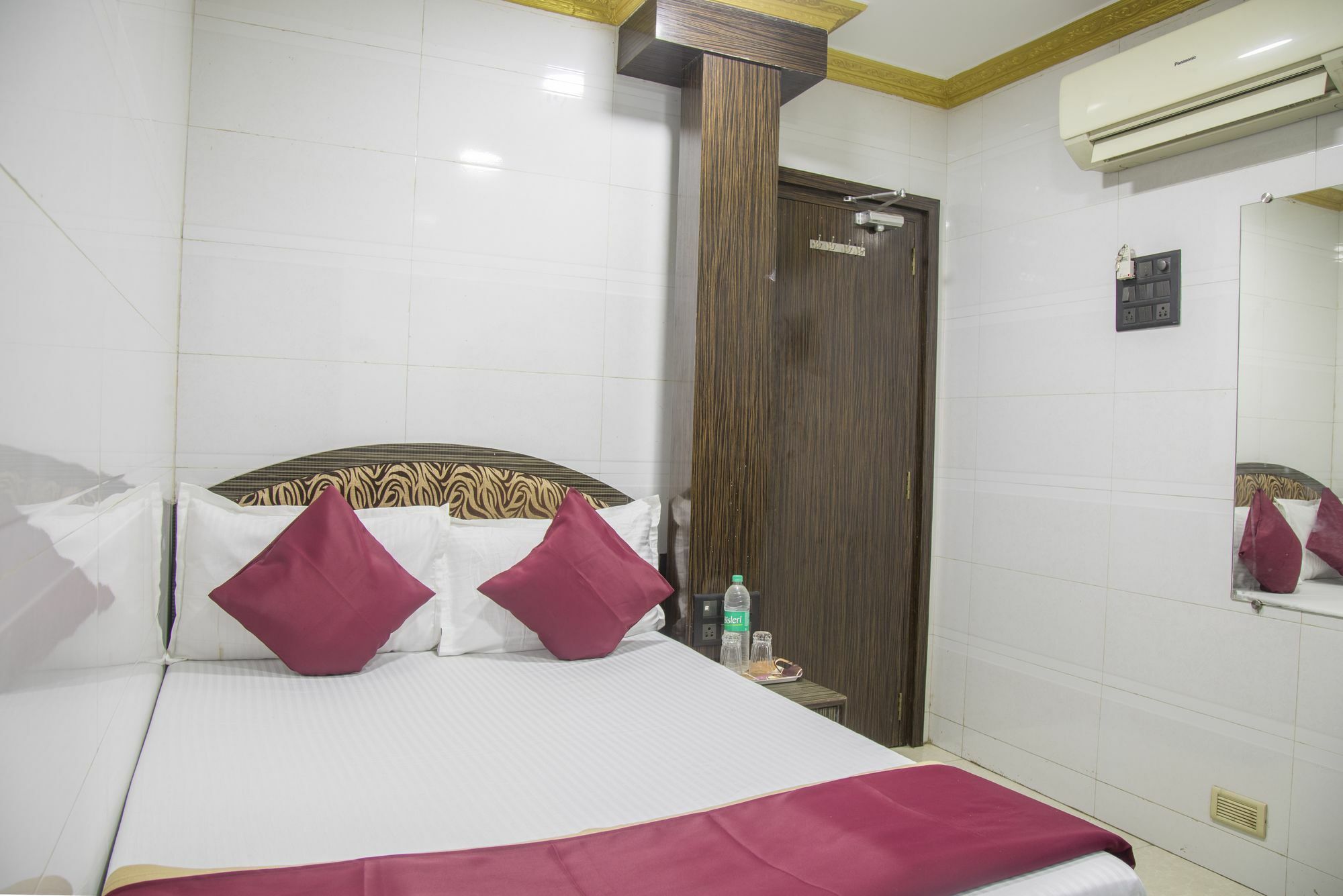 Relax Guest House Mumbai Exterior photo