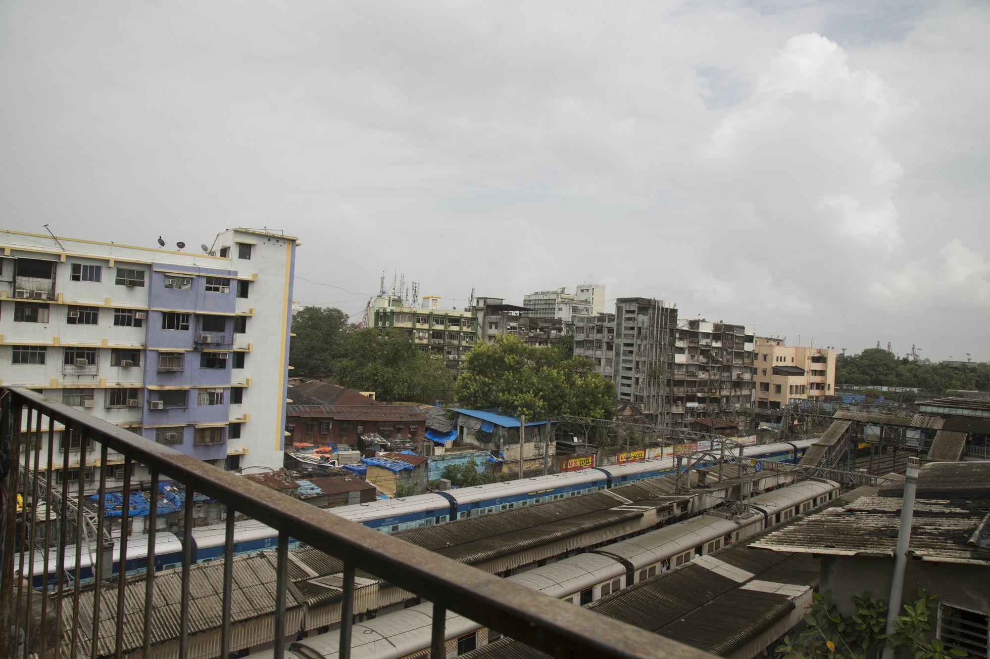 Relax Guest House Mumbai Exterior photo